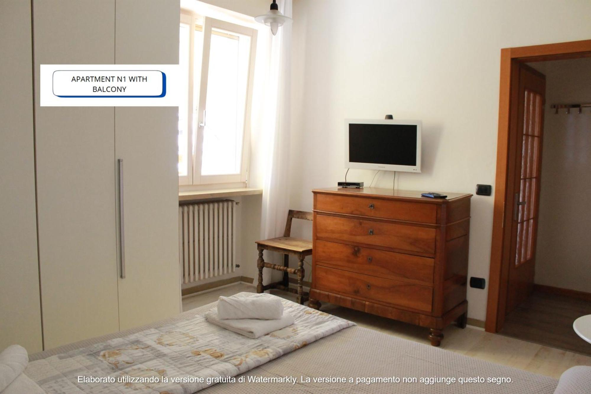 The View Apartment Torri Del Benaco Bagian luar foto
