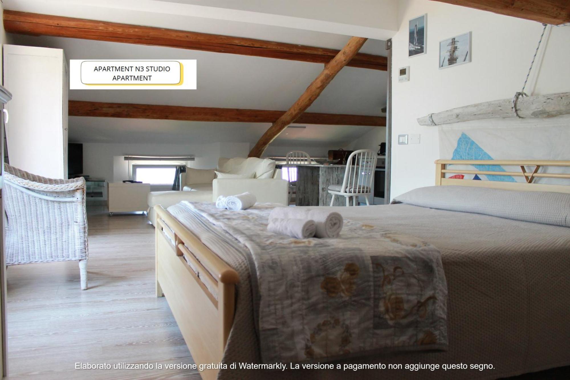 The View Apartment Torri Del Benaco Bagian luar foto