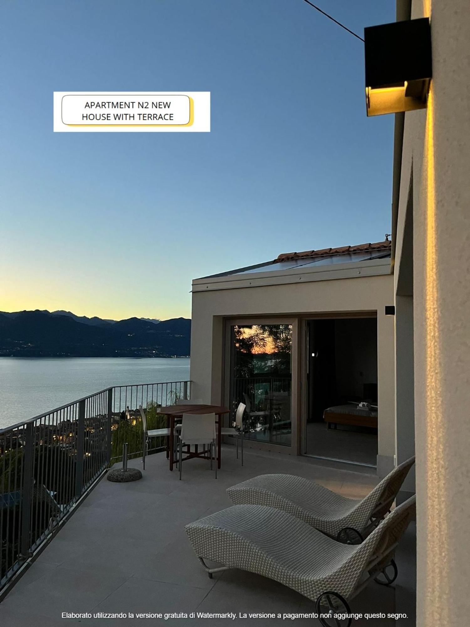 The View Apartment Torri Del Benaco Bagian luar foto
